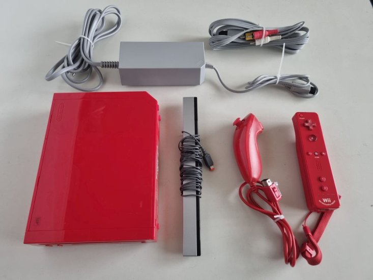 (Bild für) Wii Konsole RVL-001(EUR) - Rot - zum Schließen ins Bild klicken