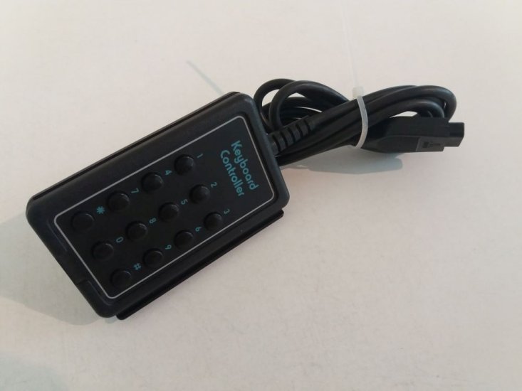 (Bild für) Atari 2600 Keyboard Controller - zum Schließen ins Bild klicken