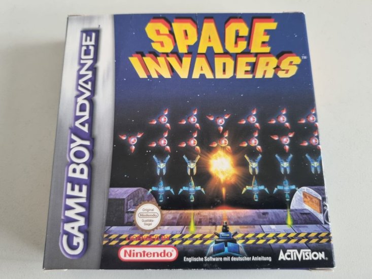 (Bild für) GBA Space Invaders NOE - zum Schließen ins Bild klicken