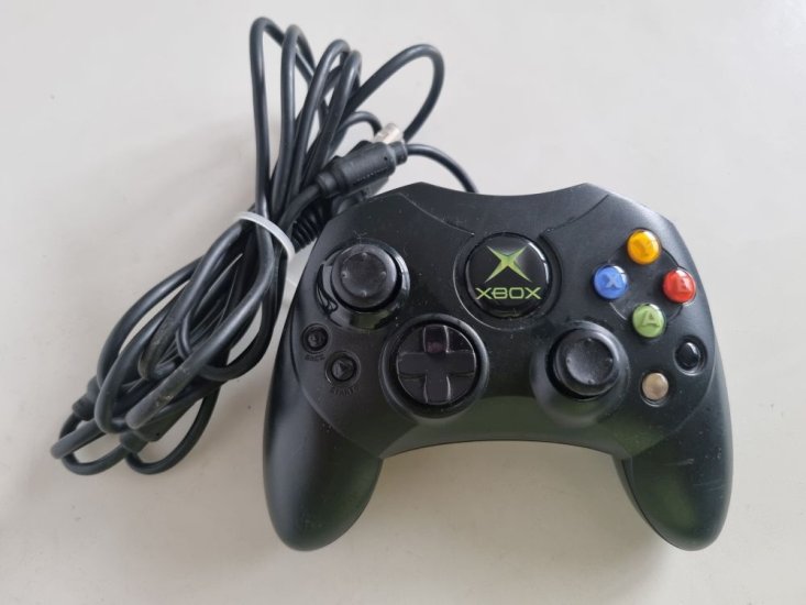 (Bild für) Xbox Controller S - zum Schließen ins Bild klicken