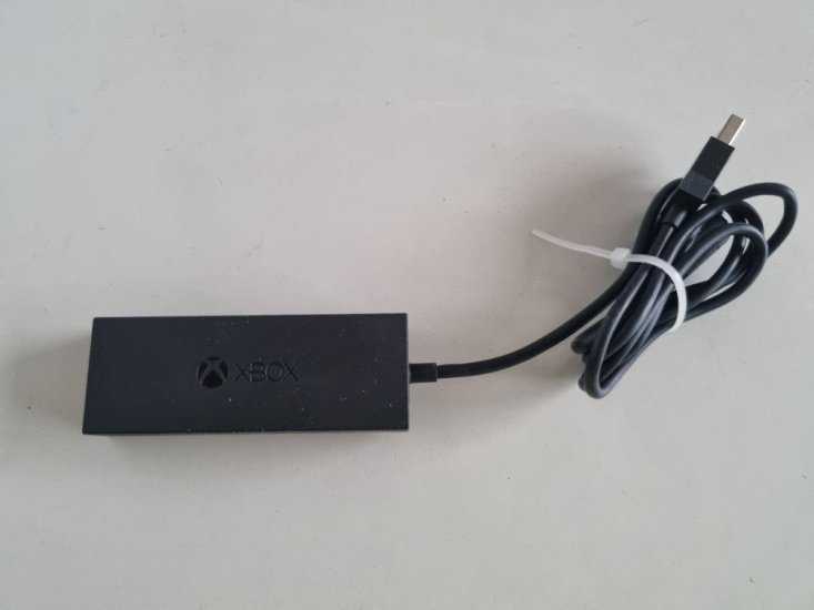 (Bild für) Xbox One Controller Receiver - zum Schließen ins Bild klicken