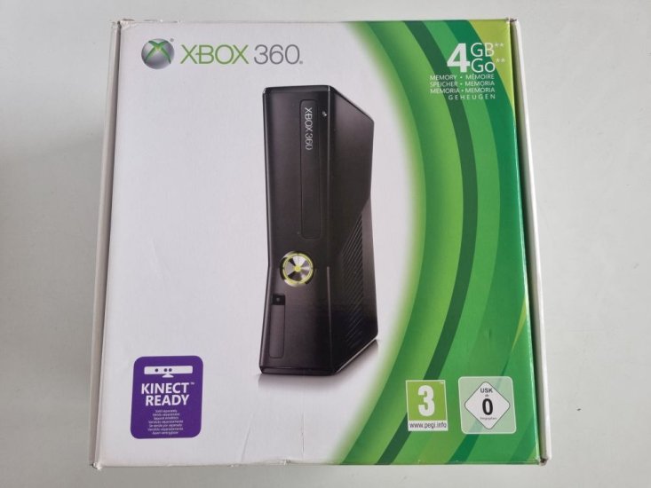 (Bild für) Xbox 360 S Konsole 4GB - Schwarz - zum Schließen ins Bild klicken