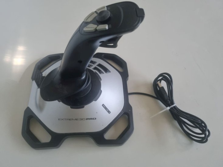 (Bild für) PC Extreme 3D Pro Joystick - zum Schließen ins Bild klicken