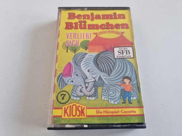 (Bild für) MC Benjamin Blümchen - 7 Verliebt sich - zum Schließen ins Bild klicken