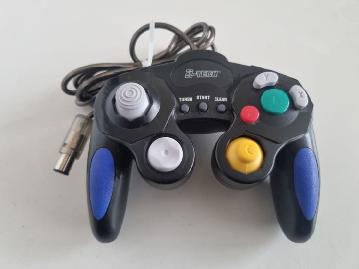 (Bild für) GC Third Party Controller 2-Tech - zum Schließen ins Bild klicken