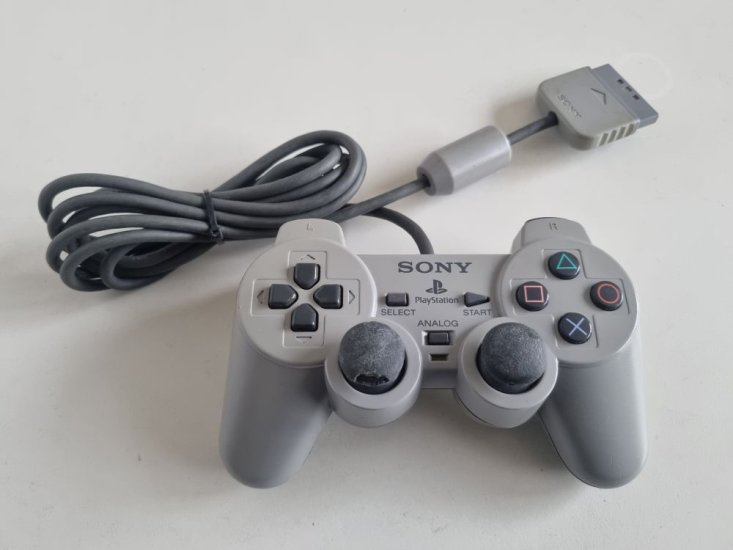 (Bild für) PS1 Analog Controller - Grey - zum Schließen ins Bild klicken