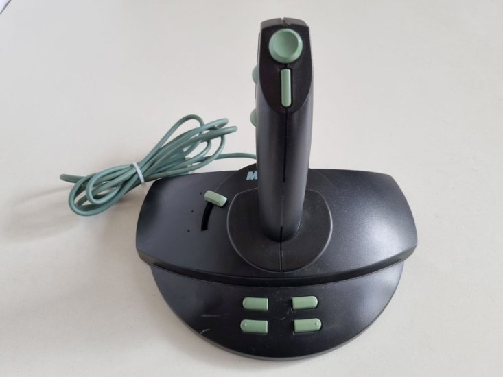 (Bild für) PC Microsoft Sidewinder 3D Pro Joystick - zum Schließen ins Bild klicken