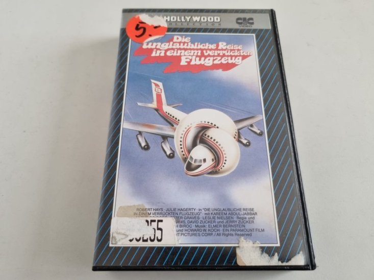 (Bild für) VHS Die unglaubliche Reise in einem verrückten Flugzeug - zum Schließen ins Bild klicken