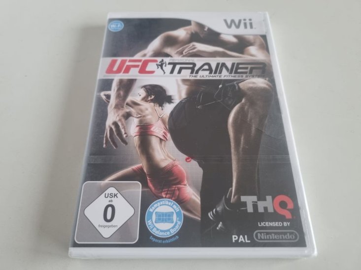 (Bild für) Wii UFC Personal Trainer - The Ultimate Fitness System GER - zum Schließen ins Bild klicken