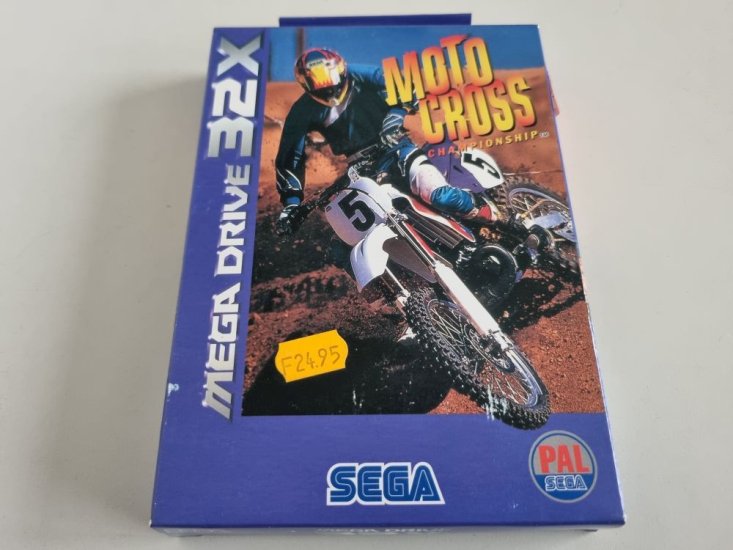 (Bild für) MD Moto Cross Championship 32x - zum Schließen ins Bild klicken