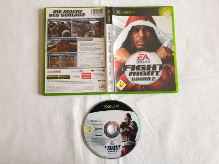 (Bild für) Xbox Fight Night Round 2 - zum Schließen ins Bild klicken