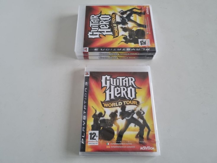 (Bild für) PS3 Guitar Hero - World Tour - zum Schließen ins Bild klicken