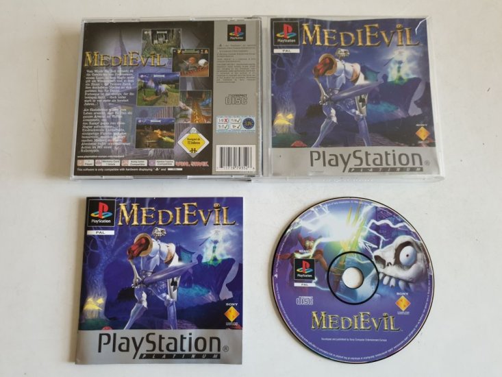 (Bild für) PS1 Medievil - zum Schließen ins Bild klicken