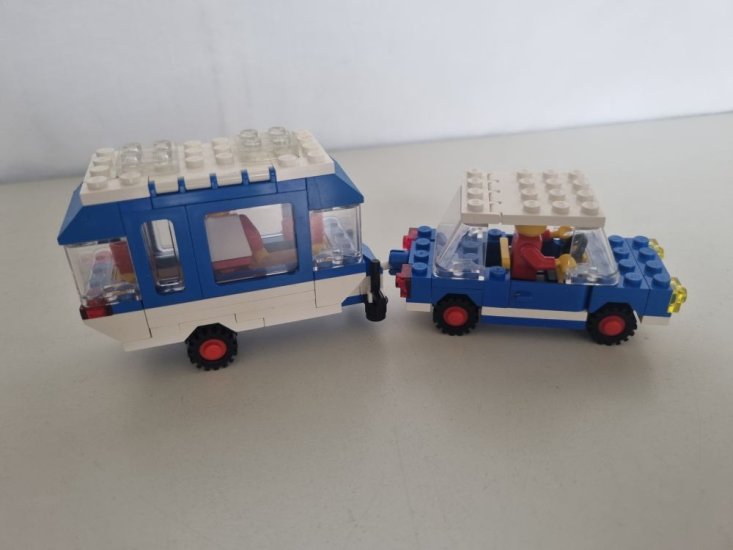 (Bild für) Lego 6694 - Car with Camper - zum Schließen ins Bild klicken