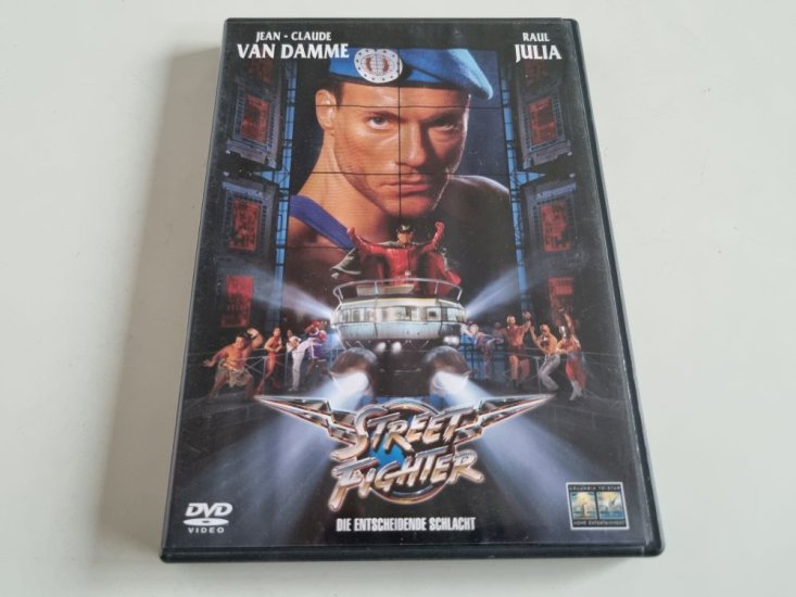 (Bild für) DVD Street Fighter - Die entscheidende Schlacht - zum Schließen ins Bild klicken