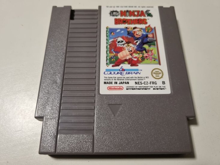 (Bild für) NES Little Ninja Brothers FRG - zum Schließen ins Bild klicken