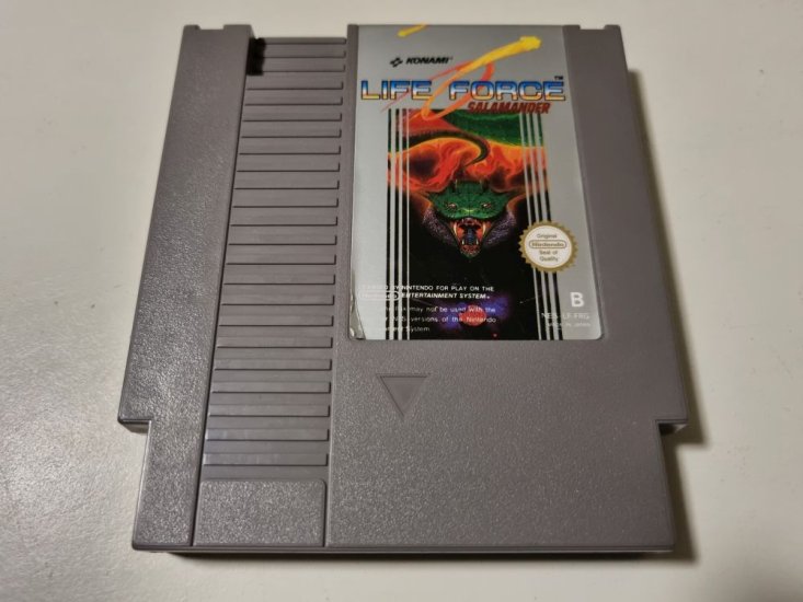 (Bild für) NES Life Force Salamander FRG - zum Schließen ins Bild klicken