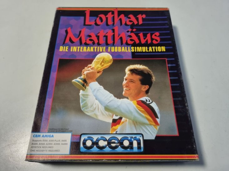(Bild für) Amiga Lothar Matthäus - Die Interaktive Fussballsimulation - zum Schließen ins Bild klicken