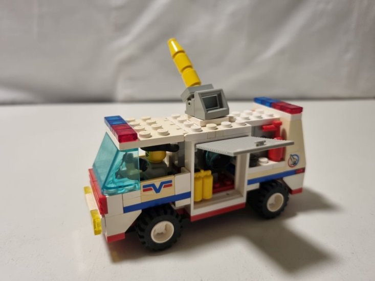 (Bild für) Lego 6614 - Launch Evac 1 - zum Schließen ins Bild klicken