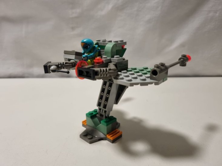 (Bild für) Lego 7311 - Red Planet Cruiser - zum Schließen ins Bild klicken