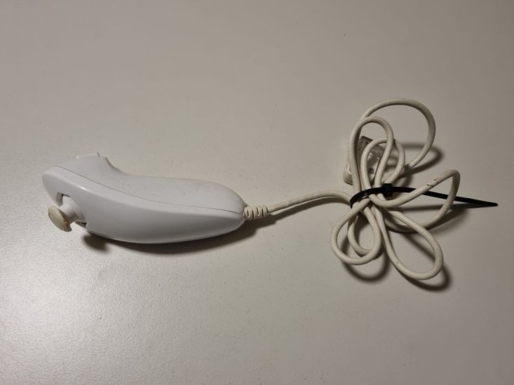 (Bild für) Wii Nunchuk White - zum Schließen ins Bild klicken