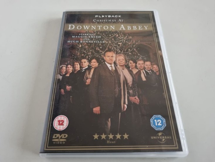 (Bild für) DVD Christmas at Downtown Abbey - zum Schließen ins Bild klicken