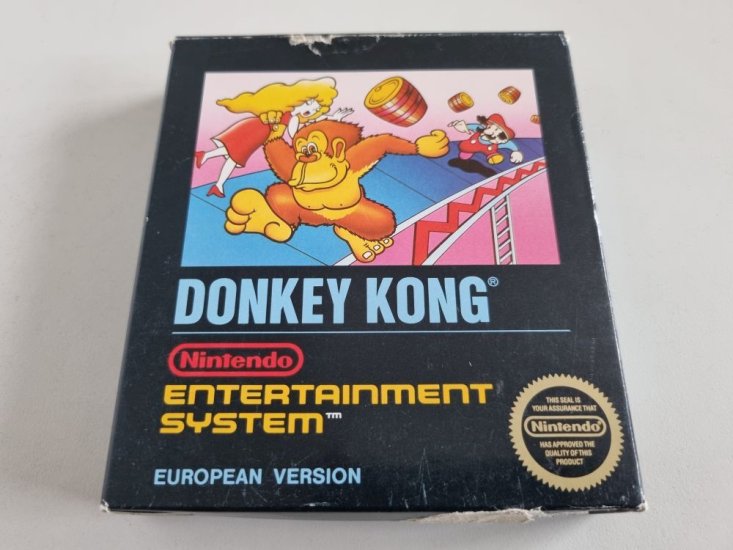 (Bild für) NES Donkey Kong EEC - zum Schließen ins Bild klicken