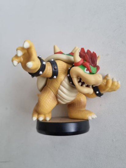 (Bild für) Amiibo Bowser, Super Smash Bros. Collection - zum Schließen ins Bild klicken