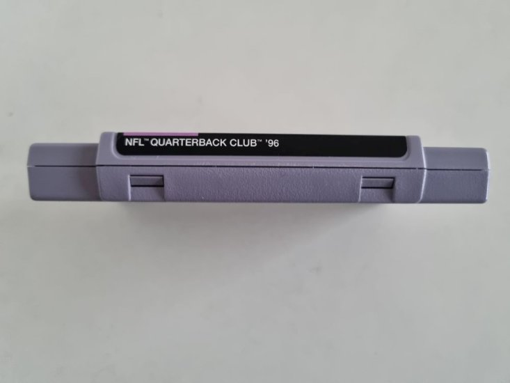(Bild für) SNES NFL Quarterback Club 99 USA - zum Schließen ins Bild klicken