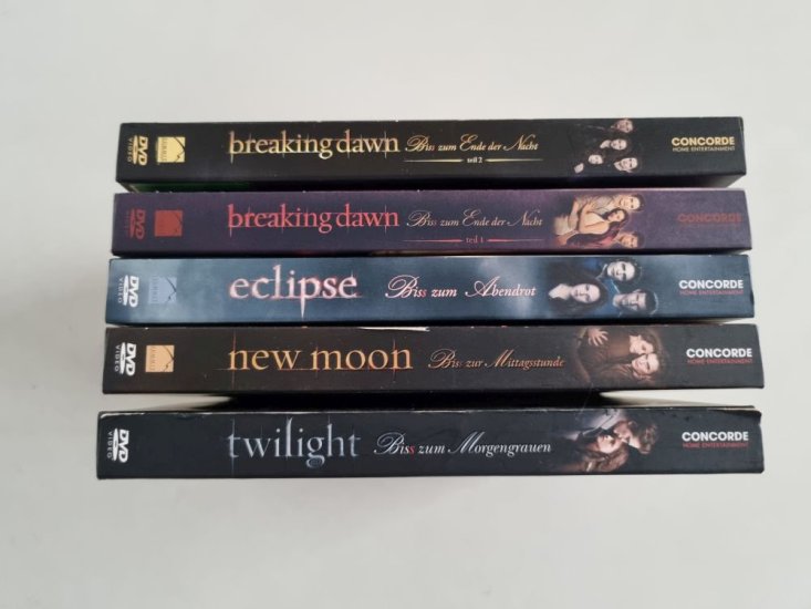(Bild für) DVD Twilight Saga Complete - Fan Edition - zum Schließen ins Bild klicken
