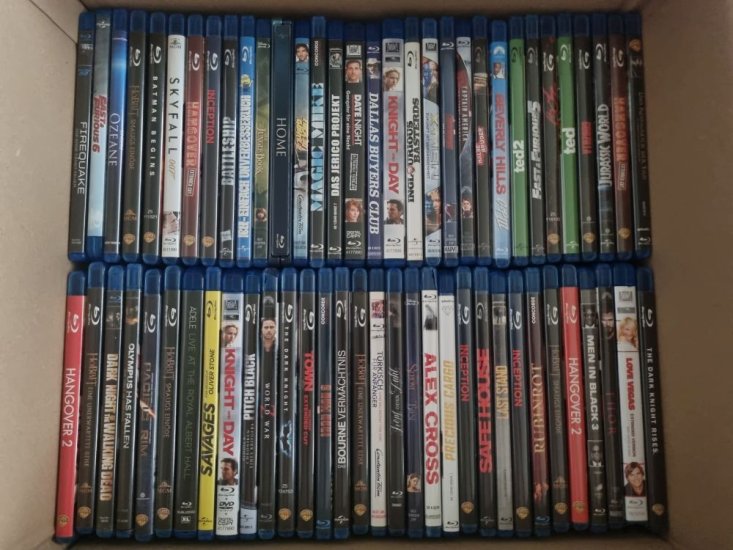 (Bild für) BR Blu-Ray Überraschungspaket - 10 verschiedene Filme - zum Schließen ins Bild klicken