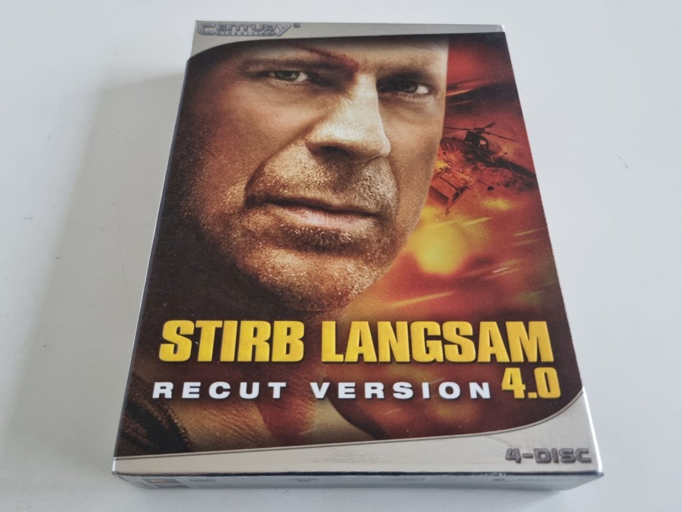 (Bild für) DVD Stirb Langsam 4.0 - Recut Version - zum Schließen ins Bild klicken