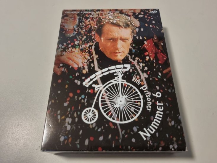 (Bild für) DVD The Prisoner - Nummer 6 - zum Schließen ins Bild klicken