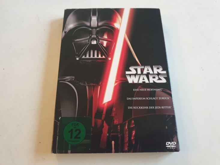 (Bild für) DVD Star Wars Trilogie - zum Schließen ins Bild klicken