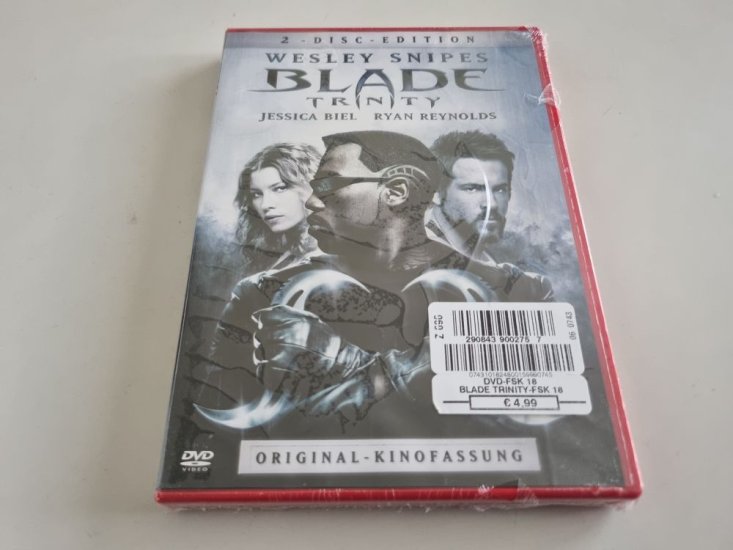 (Bild für) DVD Blade Trinity - 2-Disc Version - zum Schließen ins Bild klicken