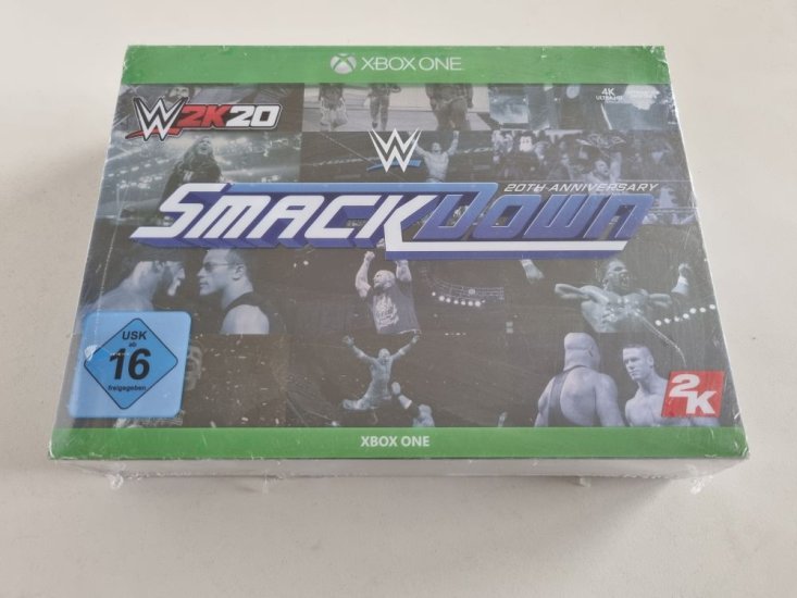 (Bild für) Xbox One WWE Smackdown - 20th Anniversary - zum Schließen ins Bild klicken