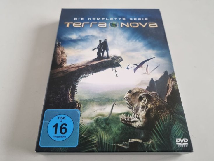 (Bild für) DVD Terra Nova - Die Komplette Serie - zum Schließen ins Bild klicken