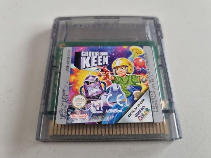 (Bild für) GBC Commander Keen EUR - zum Schließen ins Bild klicken
