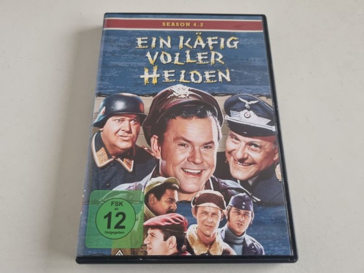 (Bild für) DVD Ein Käfig voller Helden - Season 4.2 - zum Schließen ins Bild klicken