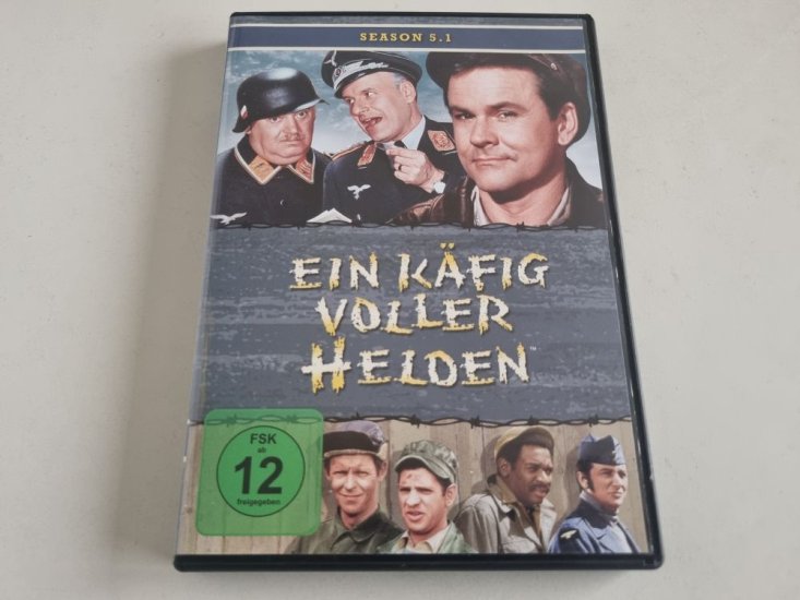 (Bild für) DVD Ein Käfig voller Helden - Season 5.1 - zum Schließen ins Bild klicken