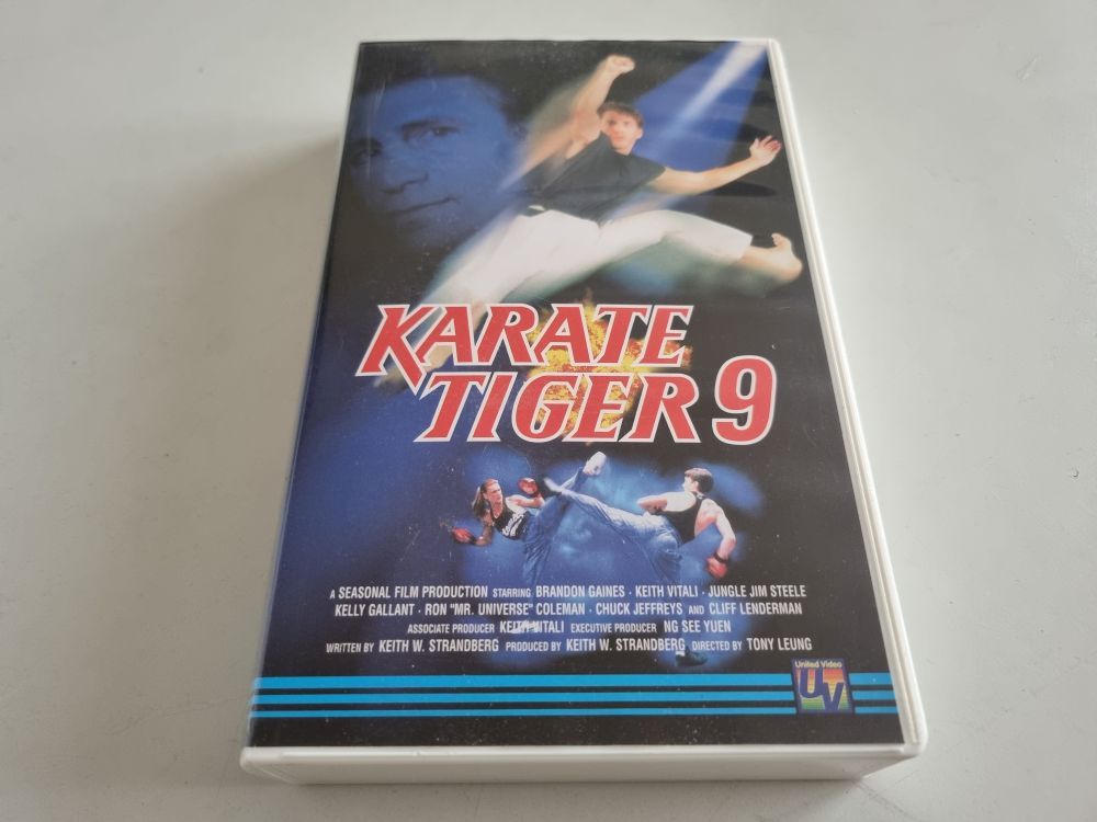 (Bild für) VHS Karate Tiger 9 - zum Schließen ins Bild klicken