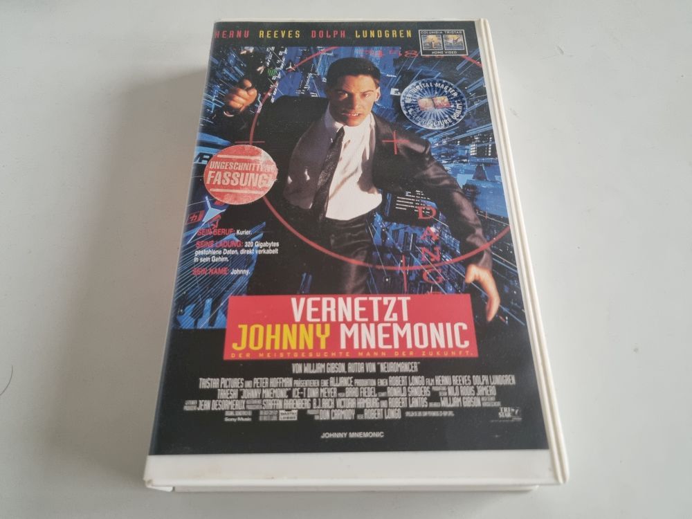 (Bild für) VHS Vernetzt Johnny Mnemonic - zum Schließen ins Bild klicken