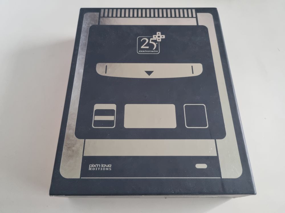 (Bild für) La Bible Super Nintendo - 50th Anniversary Edition - zum Schließen ins Bild klicken