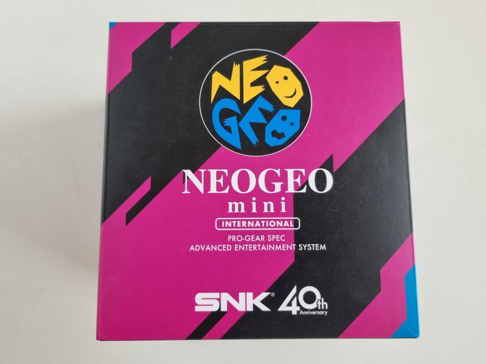 Neo Geo mini International - SNK 40th Anniversary - zum Schließen ins Bild klicken