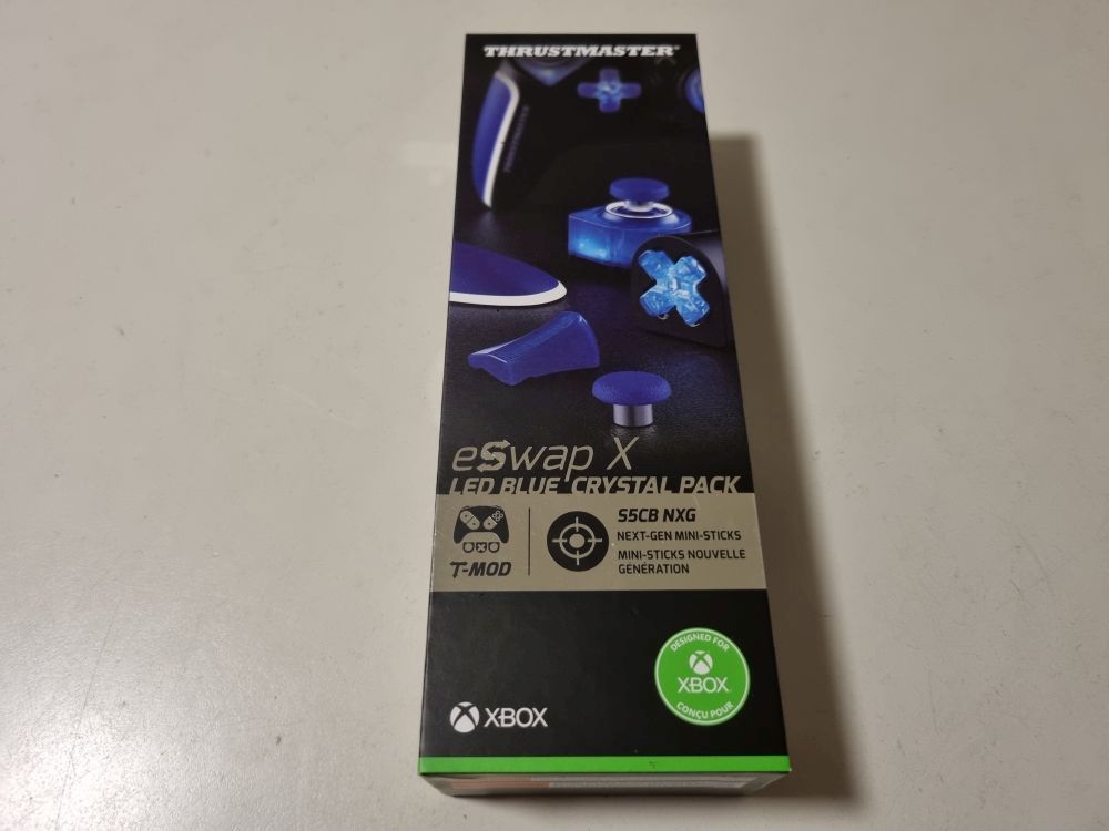 Xbox One eSwap X - LED Blue Crystal Pack - zum Schließen ins Bild klicken