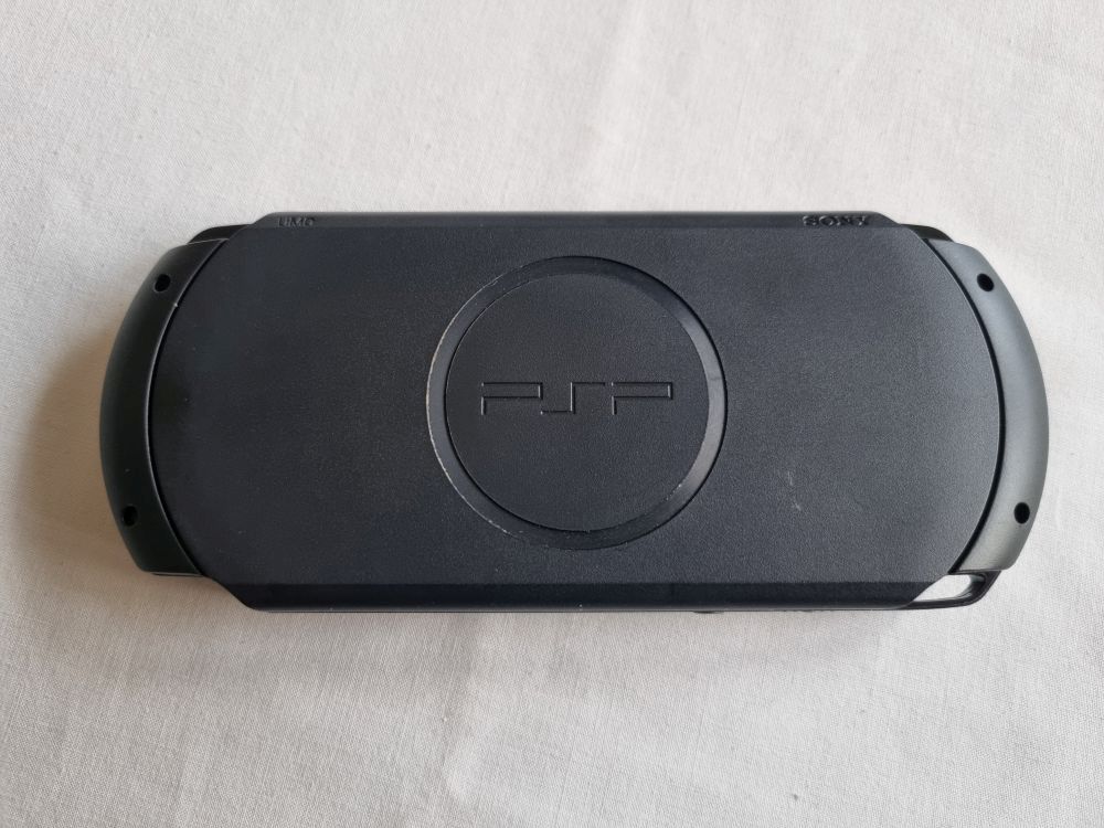 PSP Street E1004 Console Charcoal Black [65296] - €169.99 -  RetroGameCollectorHeaven - english version