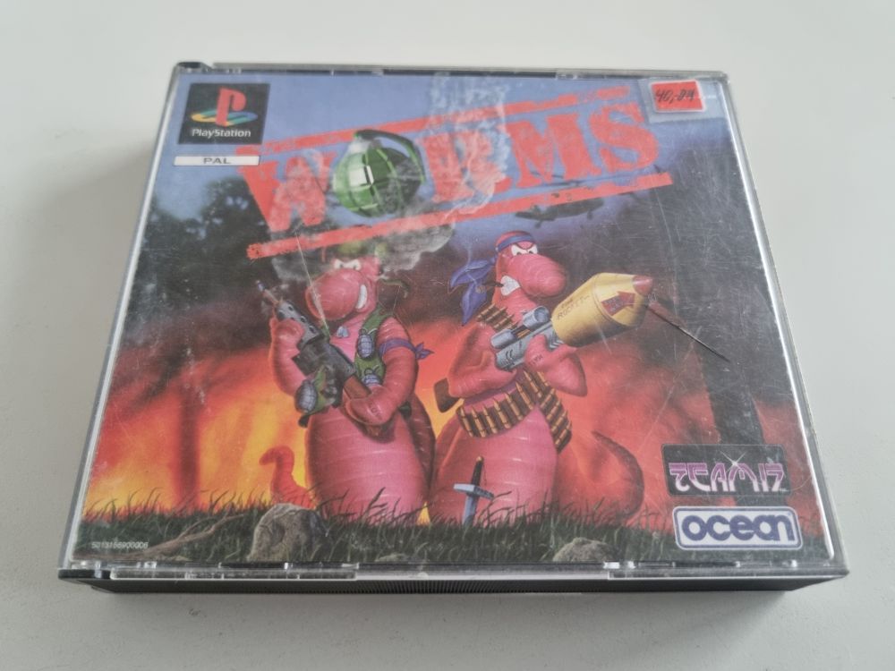 (Bild für) PS1 Worms - zum Schließen ins Bild klicken