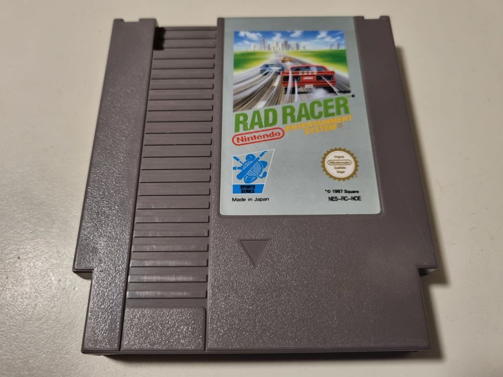 NES Rad Racer NOE - zum Schließen ins Bild klicken