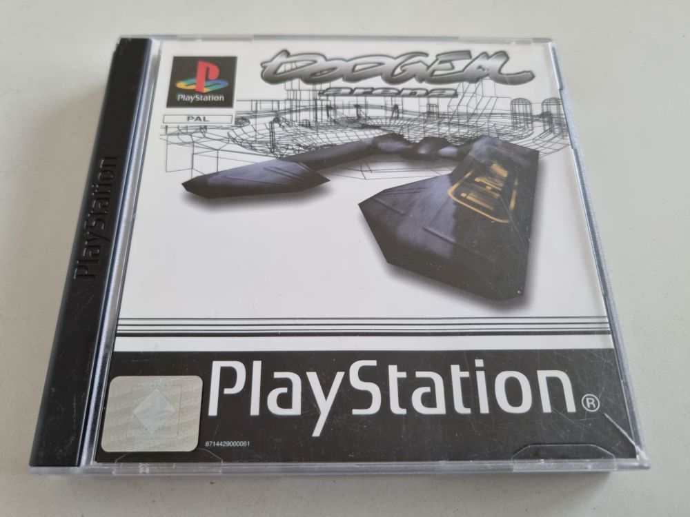 (Bild für) PS1 Dodgem Arena - zum Schließen ins Bild klicken