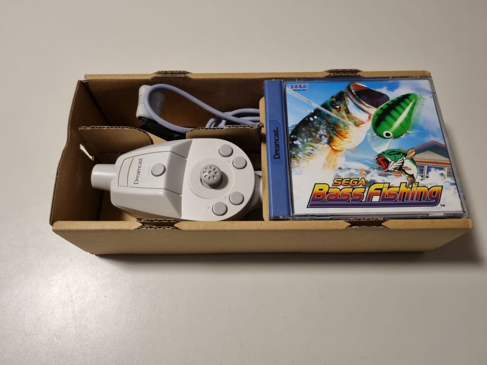 DC Sega Bass Fishing - Fishing Controller Bundle [82079] - €199.99 -  RetroGameCollectorHeaven - deutsche Version